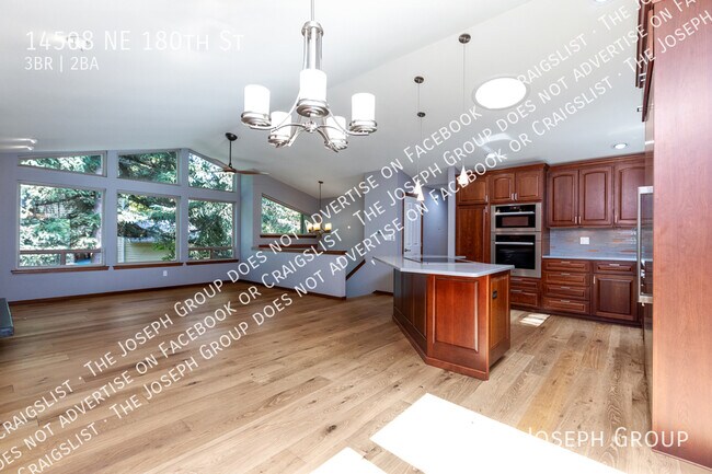 Building Photo - 14508 NE 180th St