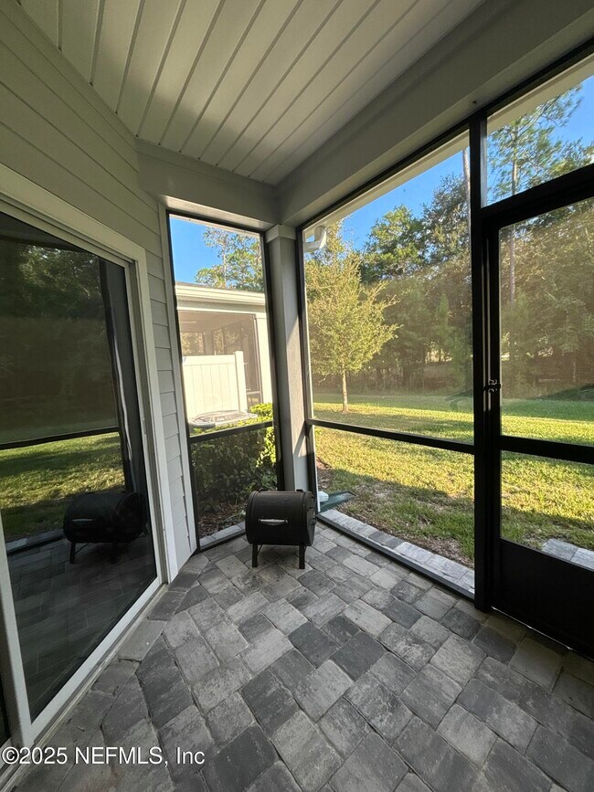 Building Photo - 440 Boracay Cir