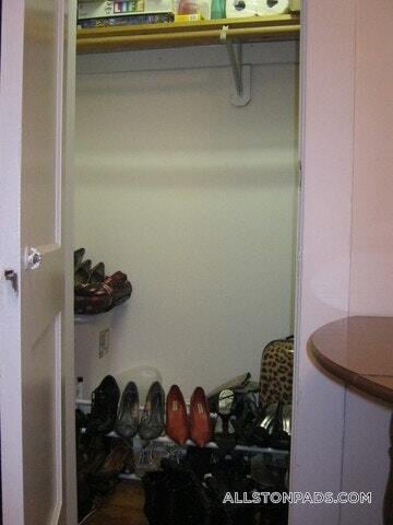 Building Photo - 15 Scottfield Rd