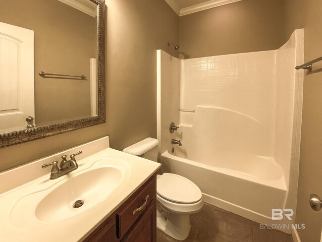 Building Photo - 9426 Sanibel Loop