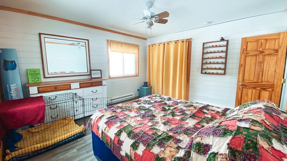 Bed 2 - 235 Hwy 55