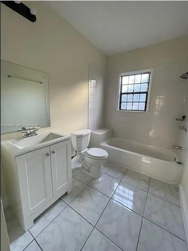 Building Photo - 342 NW 43rd St