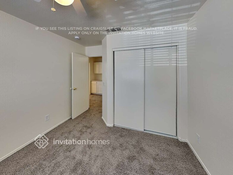 Building Photo - 8557 W Monte Vista Rd