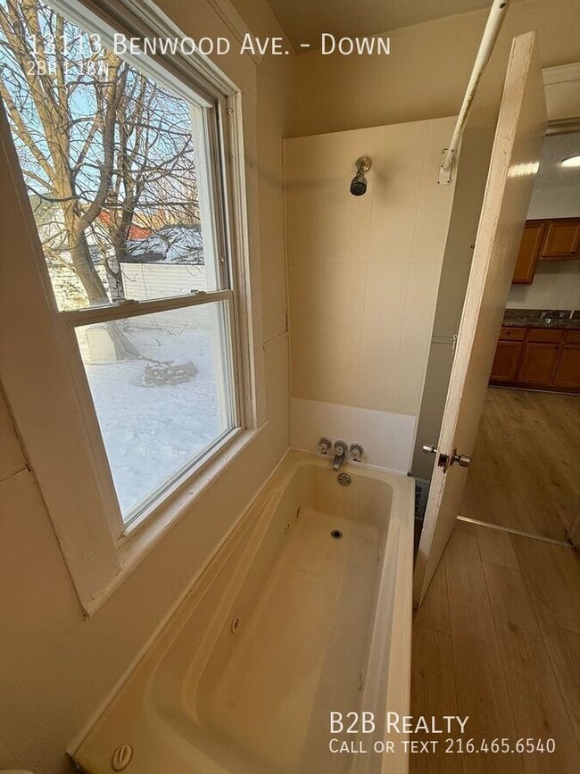 Building Photo - 13113 Benwood Ave