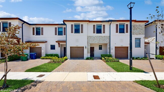 Primary Photo - 10004 SW 231st Ln