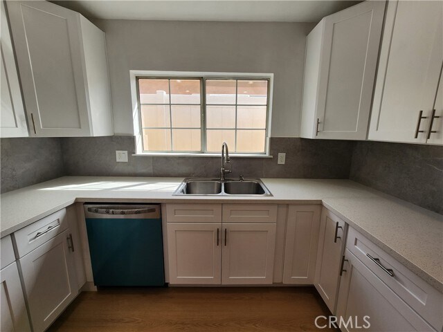 Building Photo - 14329 Emelita St