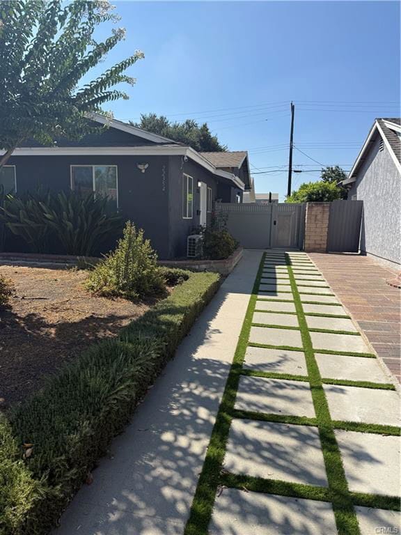 Building Photo - 22352 1/2 Schoenborn Street, Los Angeles, ...