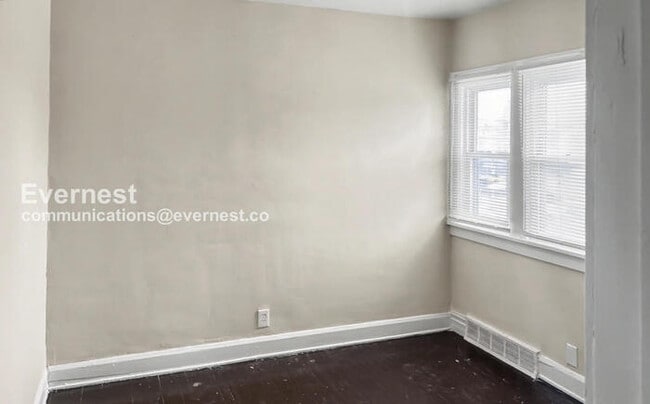 Building Photo - 3391 W 117th St