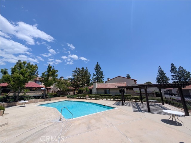 Building Photo - 9764 Louise Way