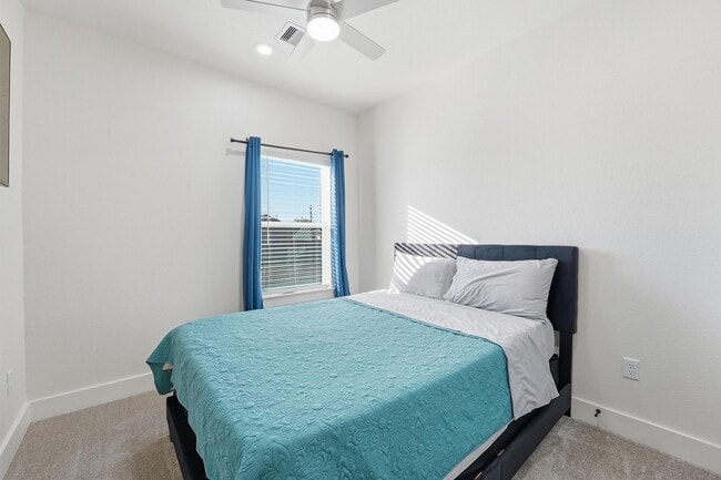 Building Photo - 7908 Brandon St