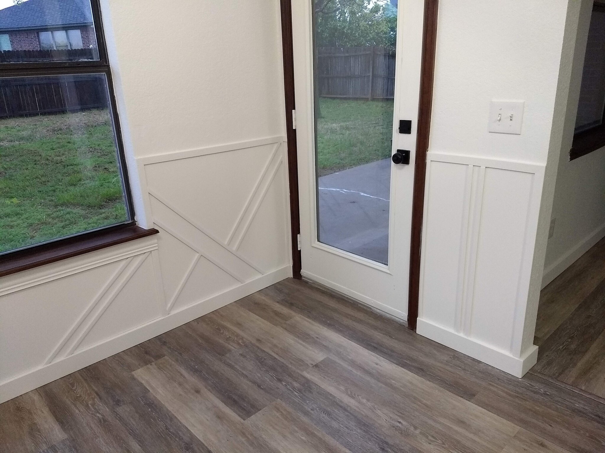 Building Photo - 16229 Seminole Dr.