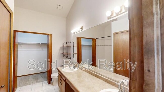 Building Photo - 3483 Mountainside Dr