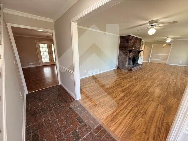 Building Photo - 3670 Gravitt Rd