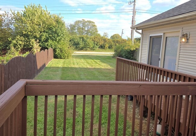 Building Photo - Spring Valley 3 Bedroom one level home !      250916