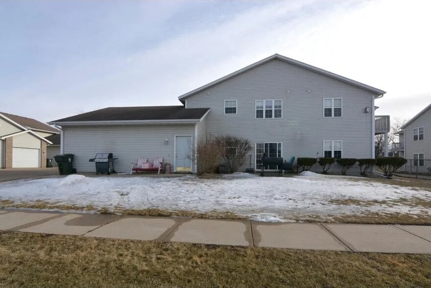 Building Photo - 849 St Albert the Great Dr