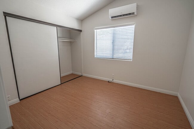 Building Photo - COMING SOON! Single Story 3 Bedroom in Mou...