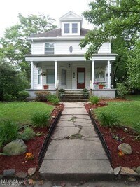 Building Photo - 678 Crosby St