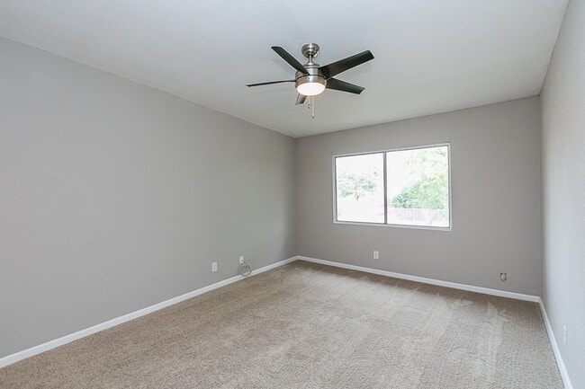 Building Photo - 6109 N 12th St