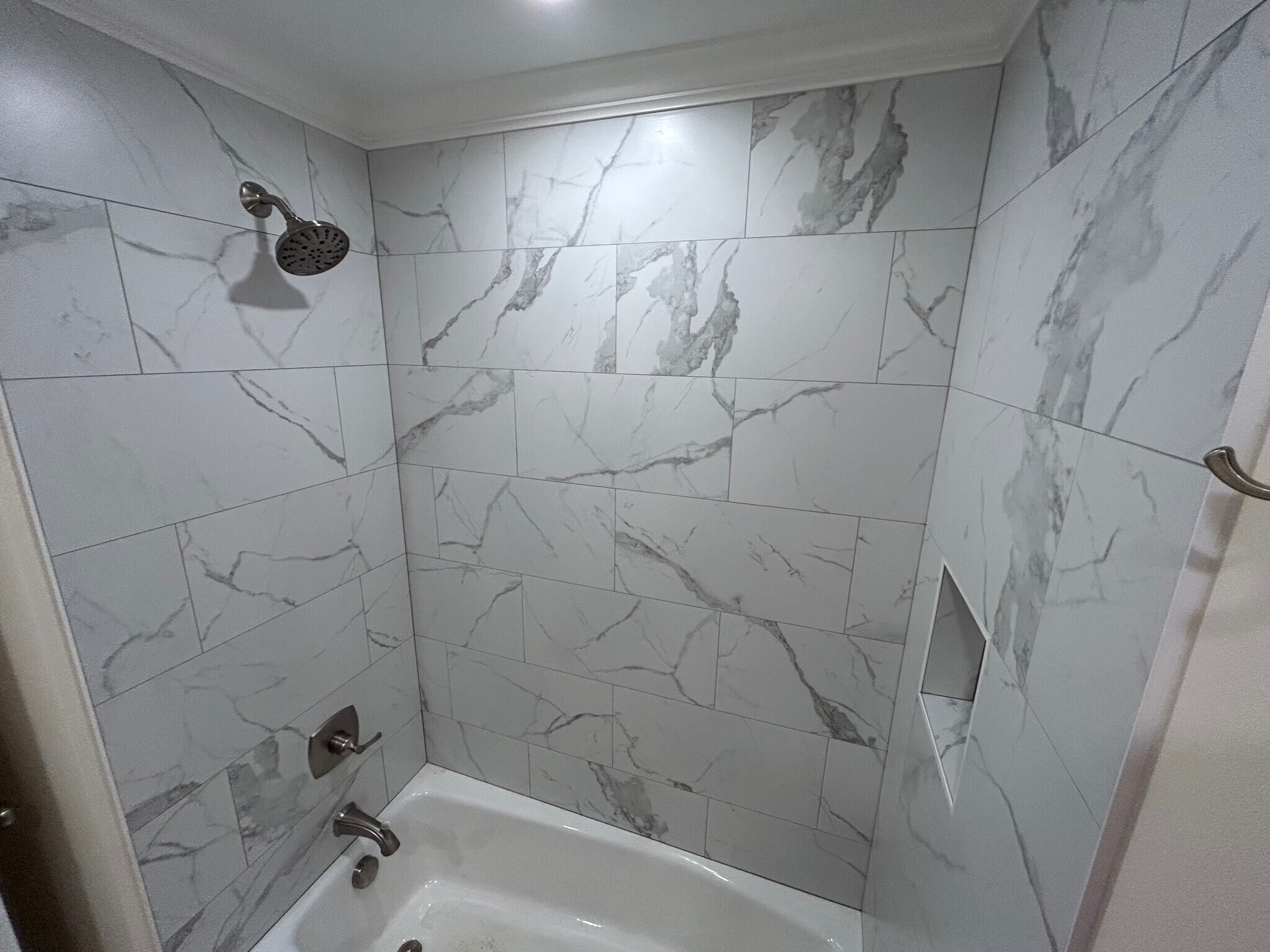 Bath/Shower - 1802 Alden Ln