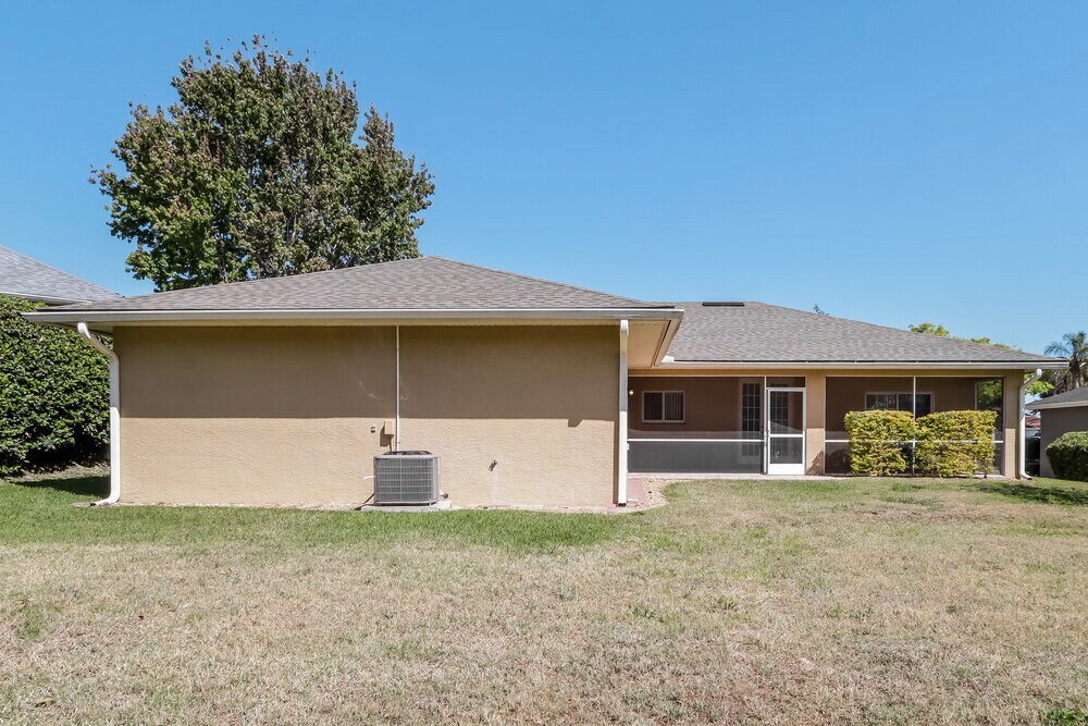 Building Photo - 2695 High Ridge Dr