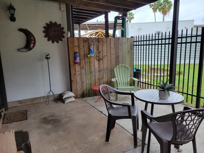 Covered patio from living area - 810-3 Continental Dr