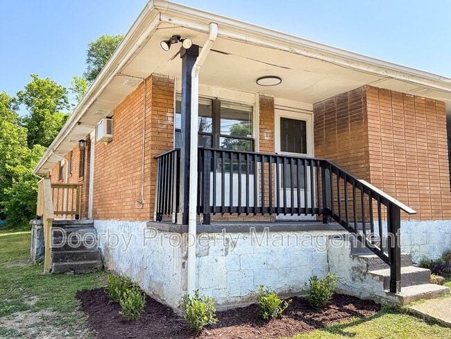 Building Photo - 2113 Ocoee St