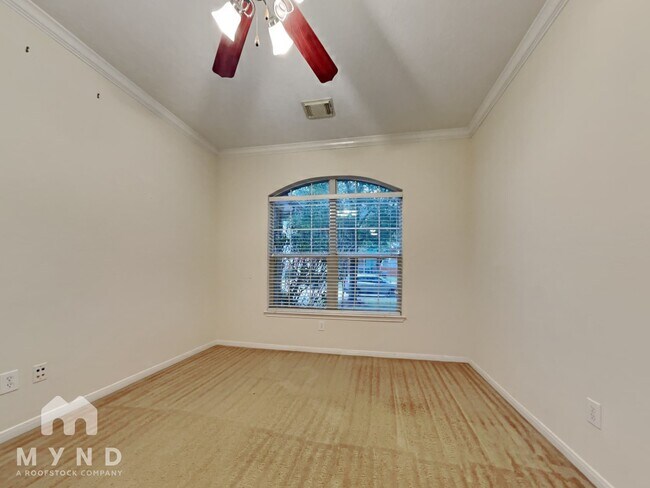 Building Photo - 17934 Barton Ridge Ln