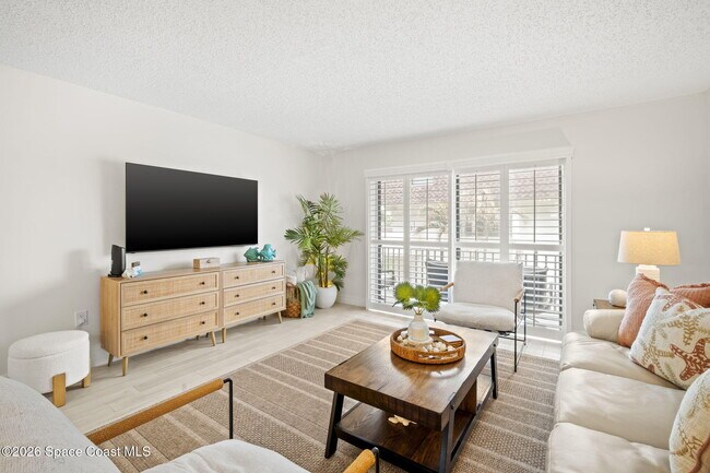 Building Photo - 180 Paradise Blvd