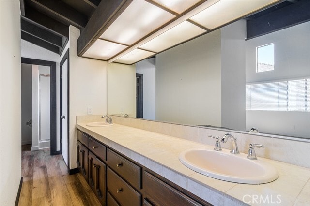 Building Photo - 313 Diamond