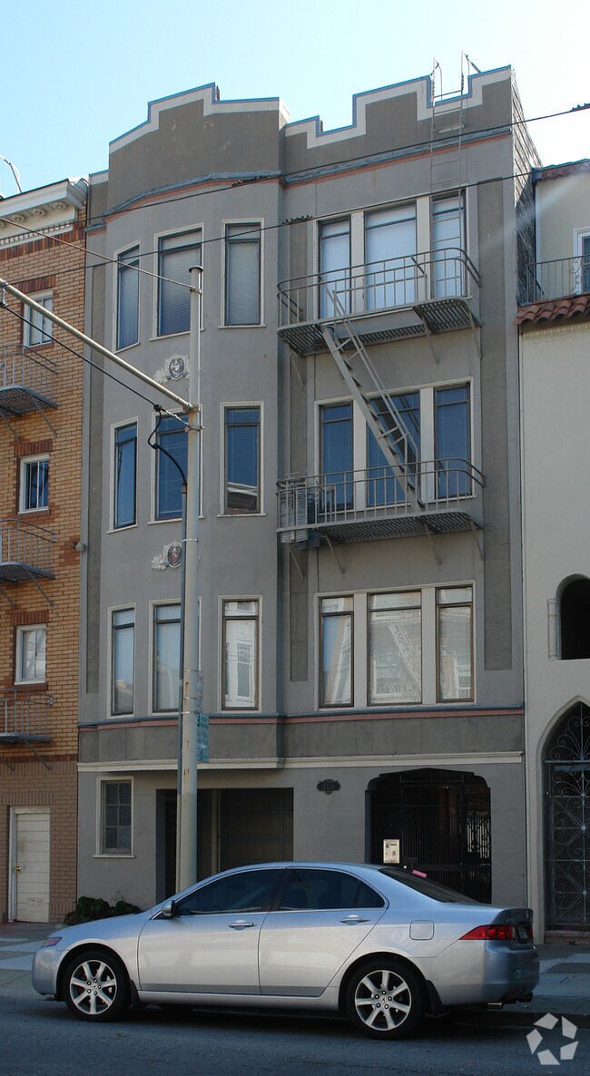 Building Photo - 3324 Broderick St