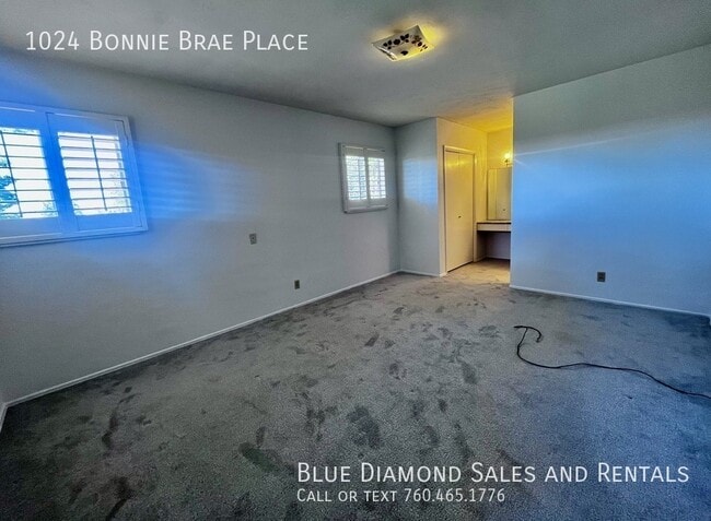 Building Photo - 1024 Bonnie Brae Pl