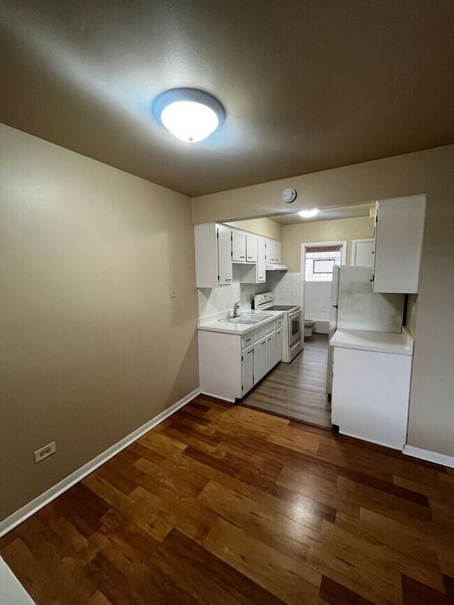 Building Photo - 4321 S Harlem Ave