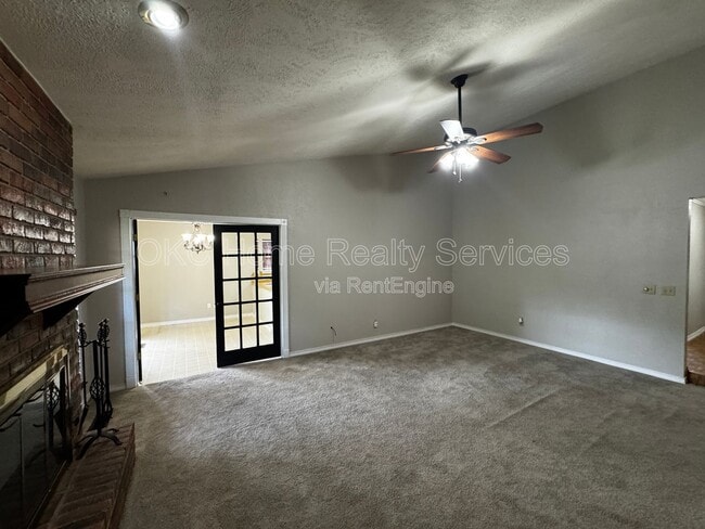 Building Photo - 6300 Brookside Dr