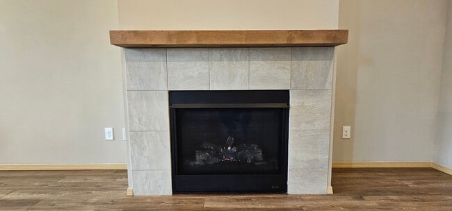 Building Photo - 1044 Magnuson Way