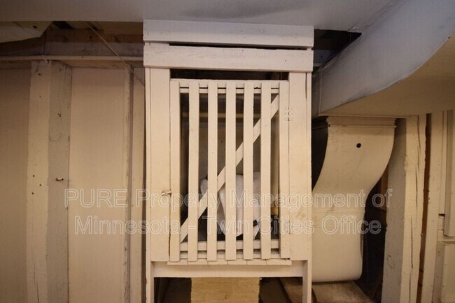 Building Photo - 4201 2nd Ave S