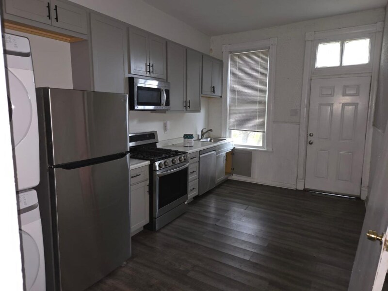 Building Photo - 3440 Oregon Ave