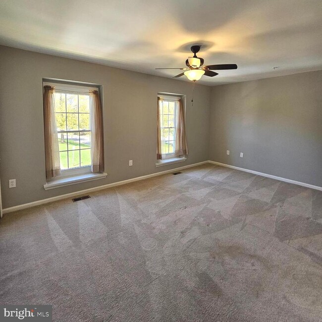 Building Photo - 7805 Sabre Ct