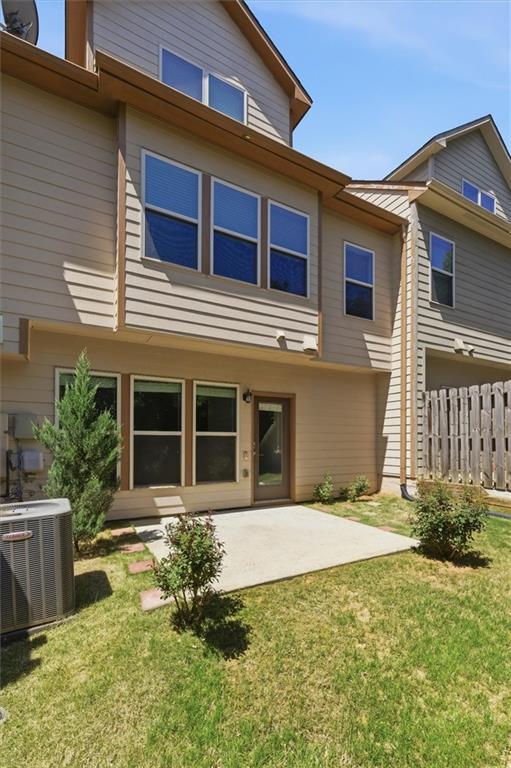 Building Photo - 13459 Gardiner Ln