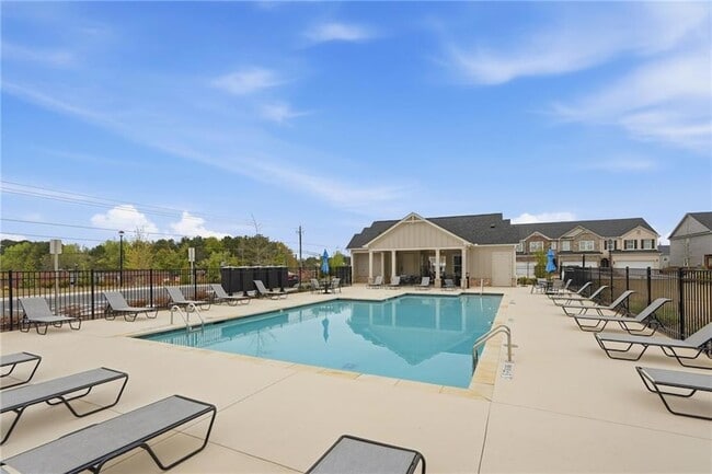 Building Photo - 2206 Chant St