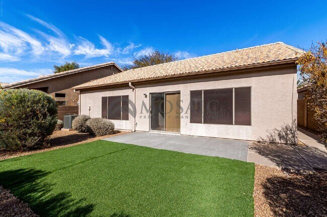 Building Photo - 1567 E Black Diamond Dr