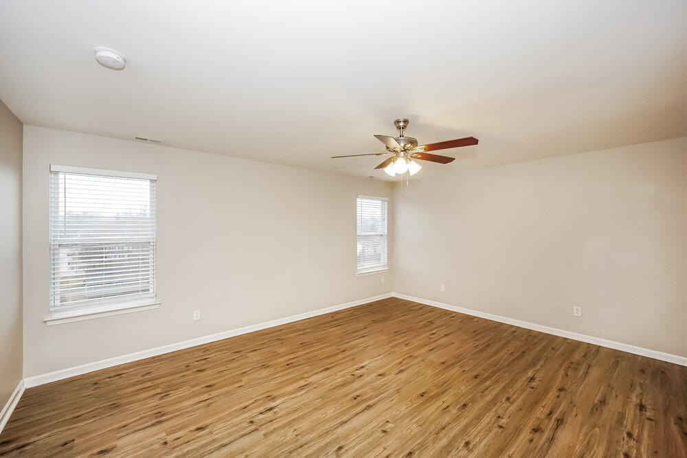 Building Photo - 255 Flanders Dr