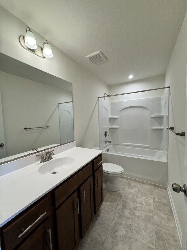 Building Photo - Brand New 3-Bedroom Townhome for Rent in T...
