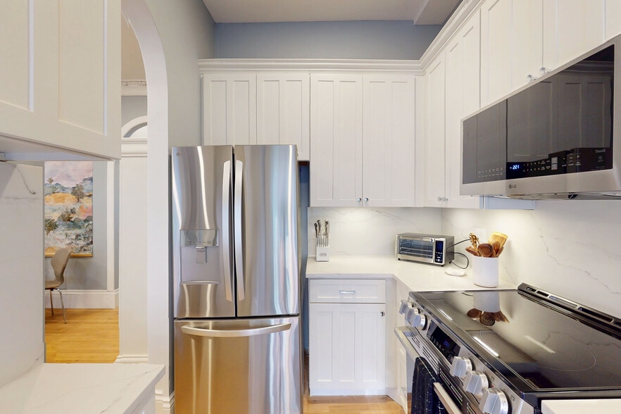 Building Photo - 87 Worcester St