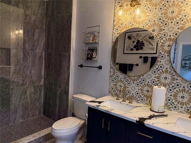 Building Photo - 3304 Lisa Ln