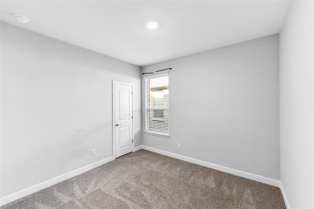 Building Photo - 11057 Temple Gdns Trl