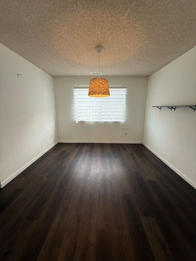 Building Photo - Beautiful Home in Watsonville - 55+ Community- 50% off 1st months rent!!