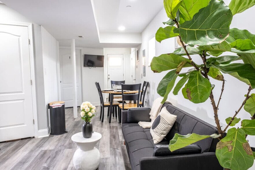 Building Photo - 45 Rhode Island Ave NE