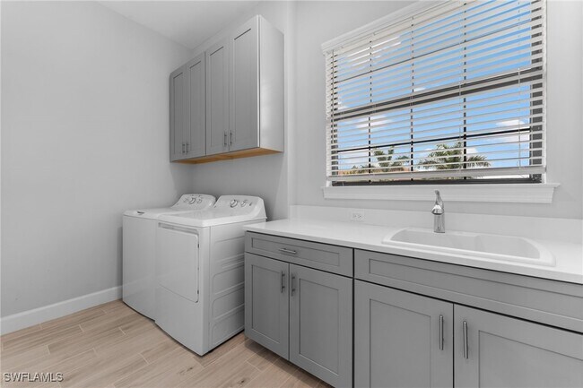 Building Photo - 15244 Zeno Wy
