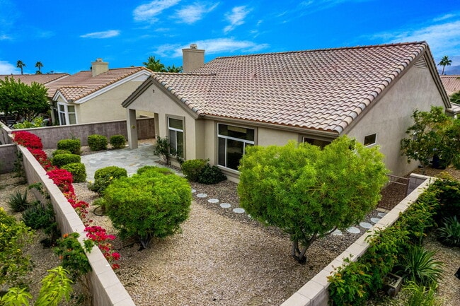 Building Photo - 78462 Palm Tree Ave