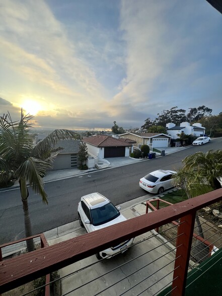Building Photo - 2052 N Terrace Dr